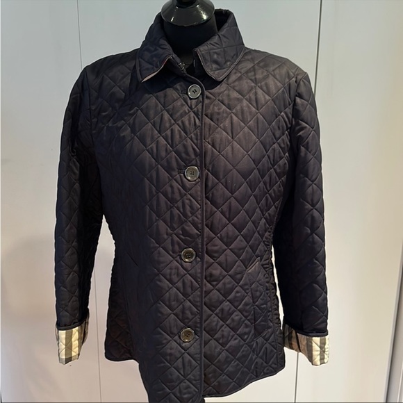 Bought this brand new and lost weight and looks too snug on me have tag - Picture 2 of 6